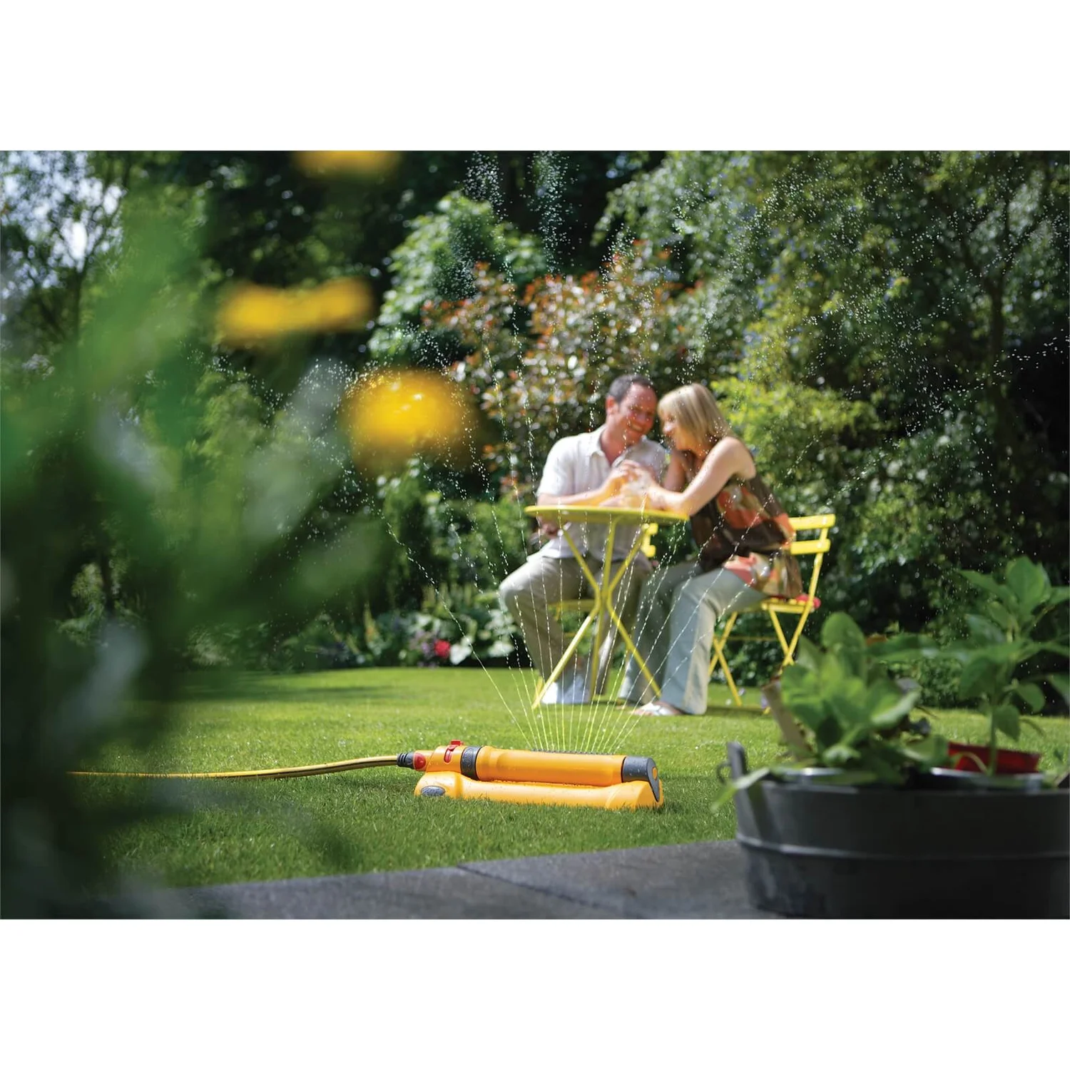 Hozelock Rectangular Garden Sprinkler Pro 200m² 2 Hozelock Rectangular Garden Sprinkler Pro 200m² - Image 2