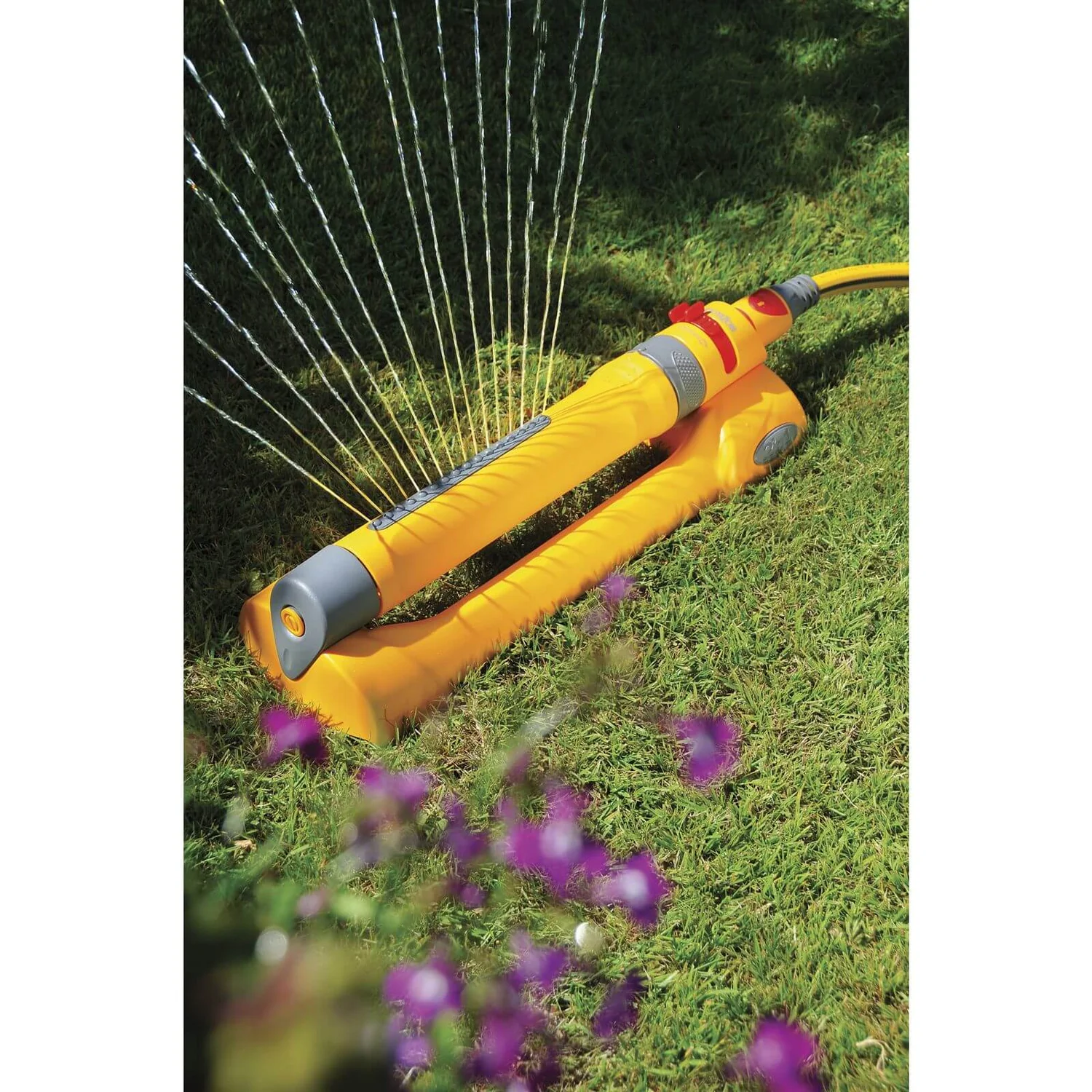 Hozelock Rectangular Garden Sprinkler Pro 200m² 3 Hozelock Rectangular Garden Sprinkler Pro 200m² - Image 3