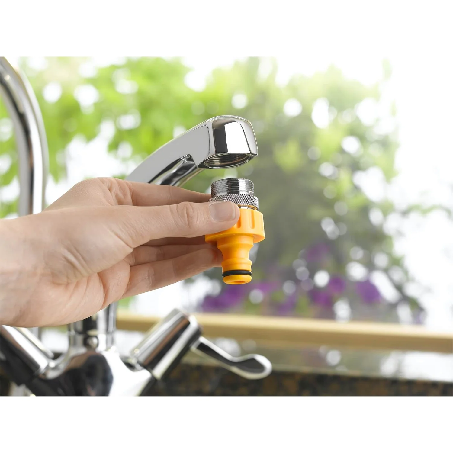 Hozelock Indoor Threaded Tap - Male 3 Hozelock Indoor Threaded Tap - Male - Image 3