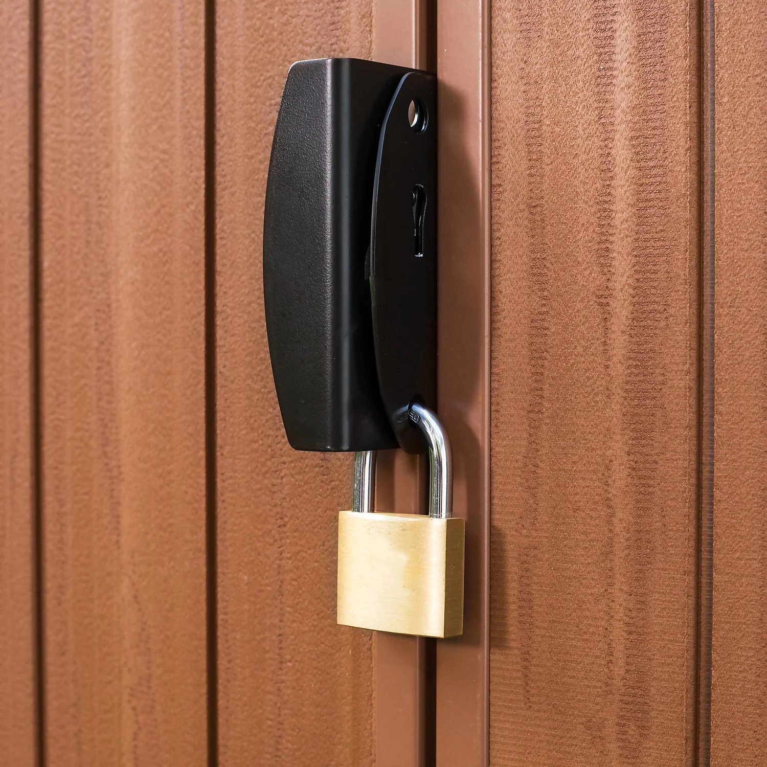 Keter Darwin 6 X 4ft Outdoor Garden Apex Storage Shed - Brown 4 Keter Darwin 6 X 4ft Outdoor Garden Apex Storage Shed - Brown - Image 4