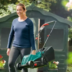 Bosch 1200W Rotak 32-12 Electric Lawn Mower - 32cm 16 Bosch 1200W Rotak 32-12 Electric Lawn Mower - 32cm -Garantia Sales Store 12875195 4225028915727359