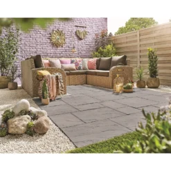 Stylish Stone Chantry Paving Patio Kit 10.22 Sqm Graphite