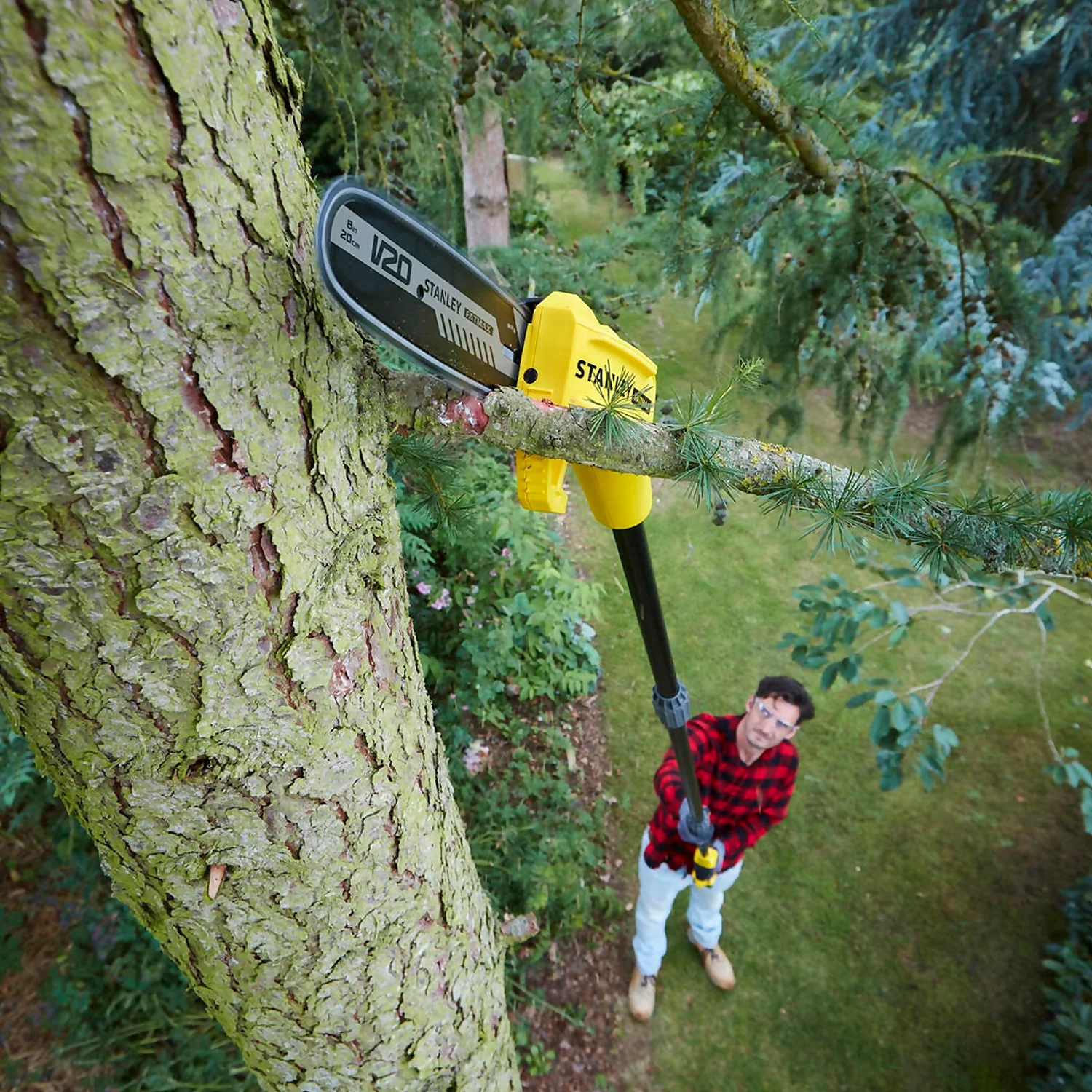 STANLEY FATMAX V20 18V Cordless 20Cm Pole Pruner (Sfmcps620M1-Gb) 2 STANLEY FATMAX V20 18V Cordless 20Cm Pole Pruner (Sfmcps620M1-Gb) - Image 2