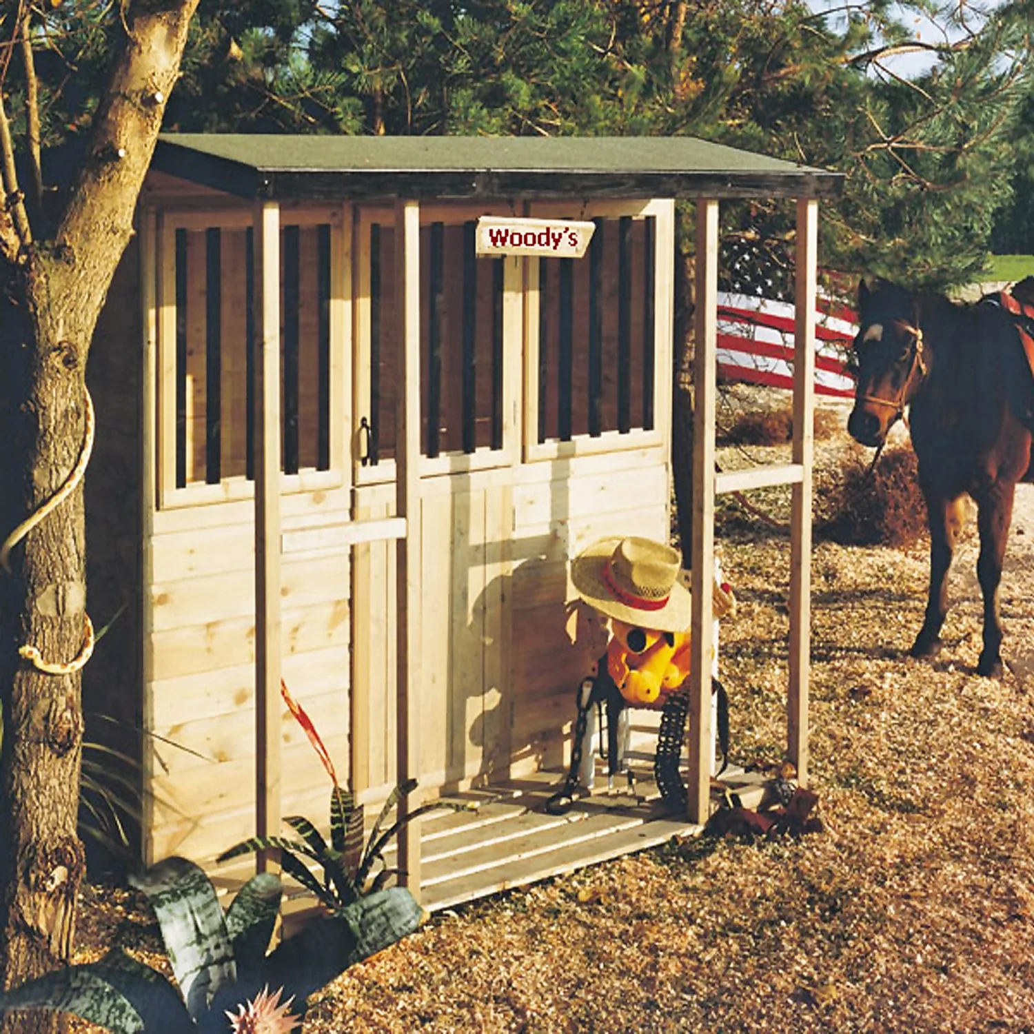 Shire 6 X 6ft Kids Jailhouse Wooden Playhouse 2 Shire 6 X 6ft Kids Jailhouse Wooden Playhouse - Image 2